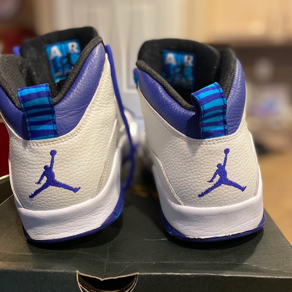 Air Jordan retro 10 Charlotte - Picture 6 of 7